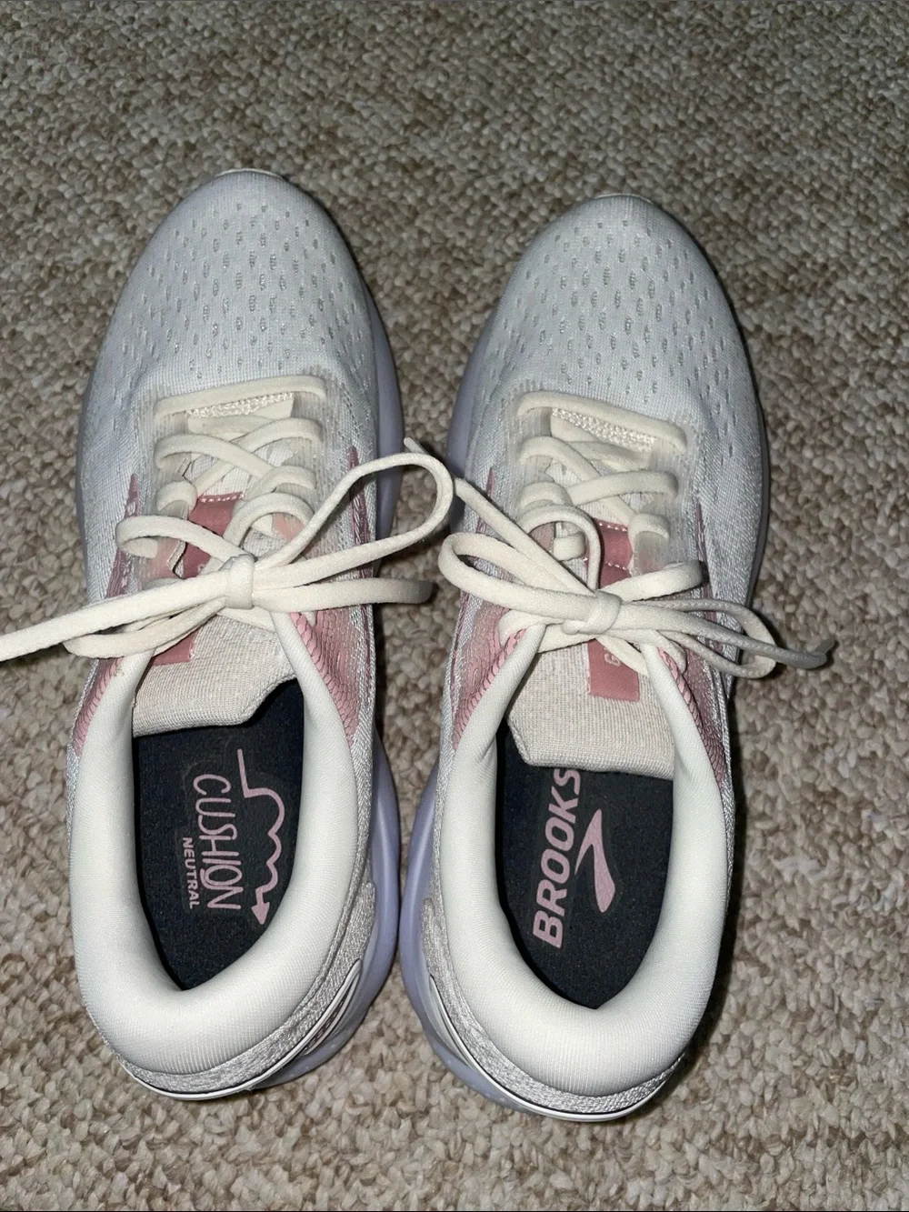 Brooks Ghost 15s Athletic Shoes